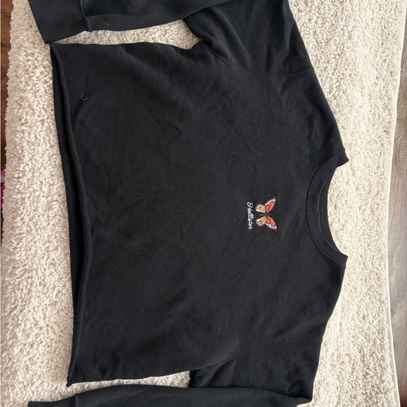 Hollister Black‎ Pullover with Butterfly Design - Picture 3 of 4